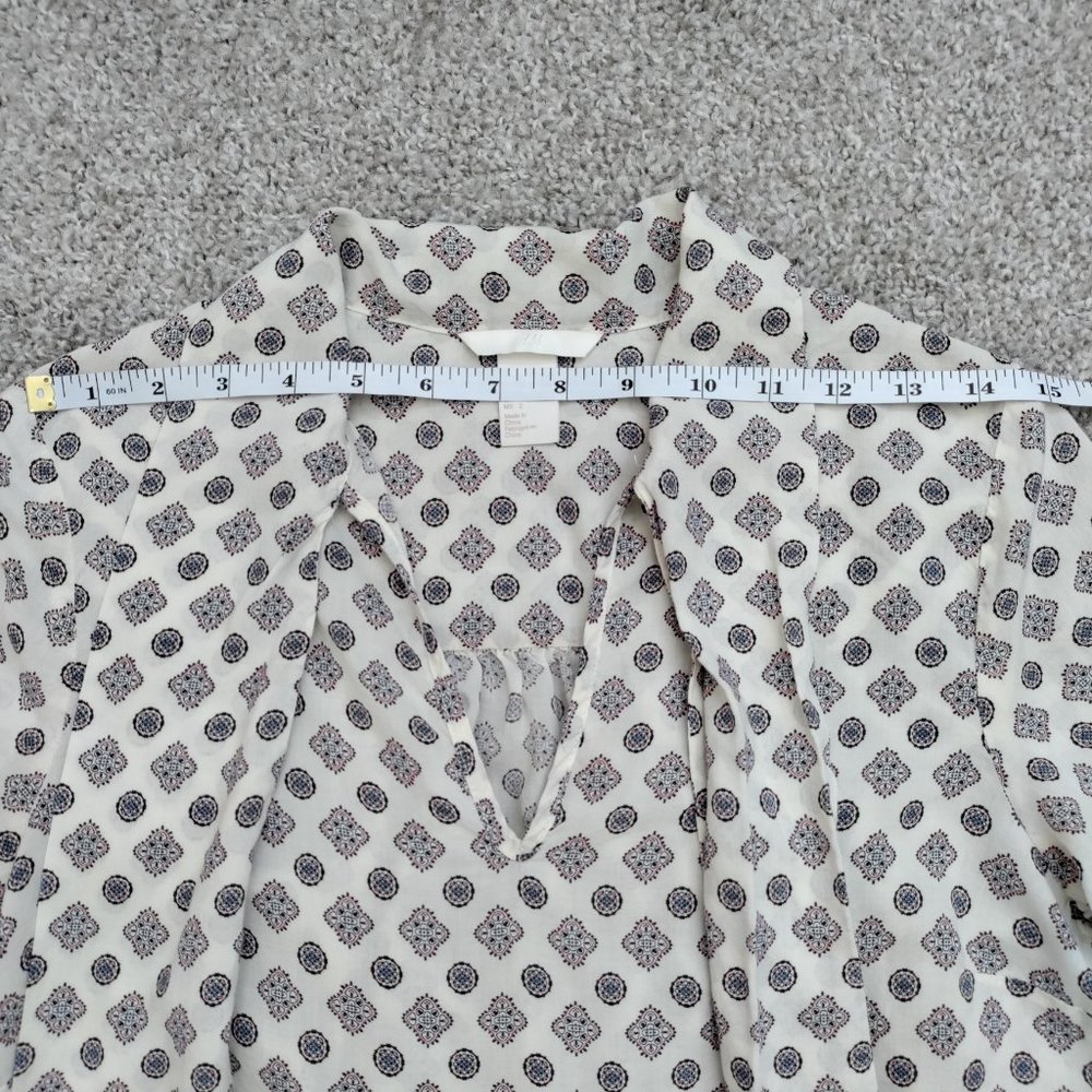 H&M Patterned Blouse with Ties Size 2 - Picture 13 of 16